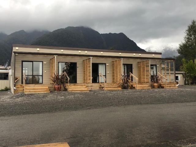 Fox Glacier Top 10 Holiday Park & Motels Eksteriør bilde